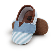 Load image into Gallery viewer, Canvas baby shoes